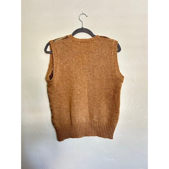Pitlochry Vintage Wool Vest - Picture 2 of 4